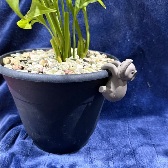 Other - Gray Hanging Elephant Plant Pot Charm